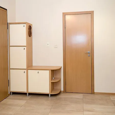 Bright & Spacious 2-bedroom Flat In By Flat Mаnаger Varna