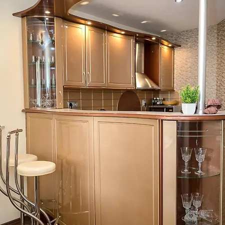 Bright & Spacious 2-bedroom Flat In By Flat Mаnаger Apartmán Varna